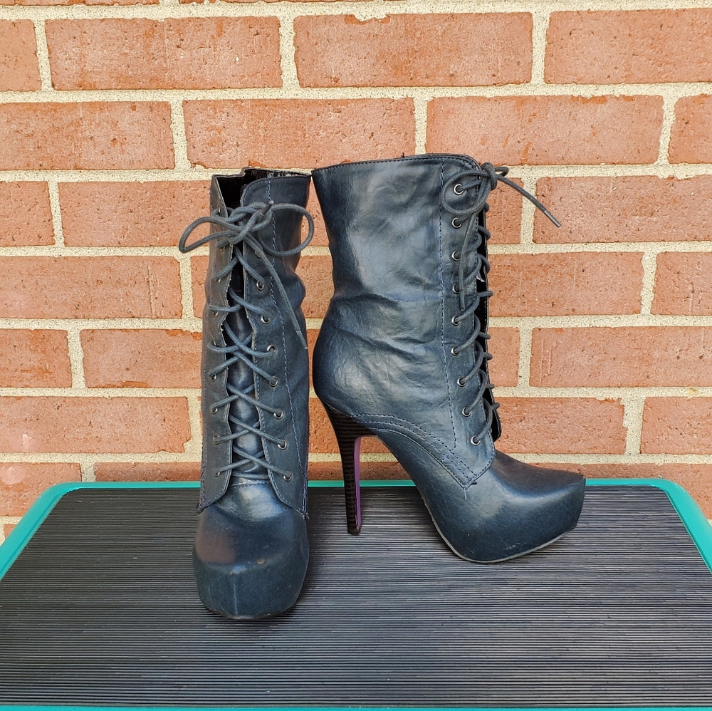 Charcoal Blue Almond Toe plataform Boots